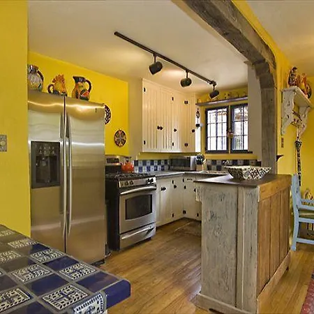 La Vida Buena Two-Bedroom Holiday Home Holiday home